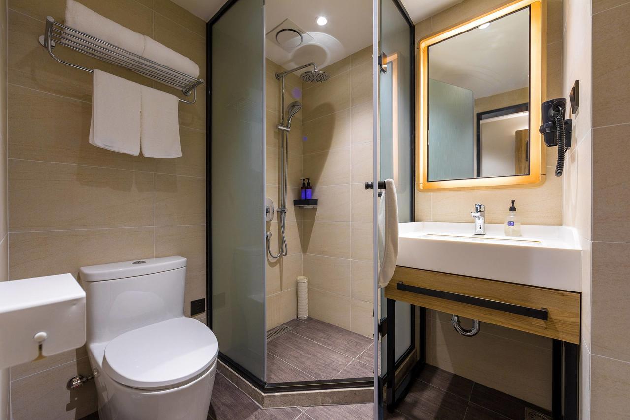 Hanting Premium Hotel Shanghai Hongqiao West Zhongshan Road Exteriör bild